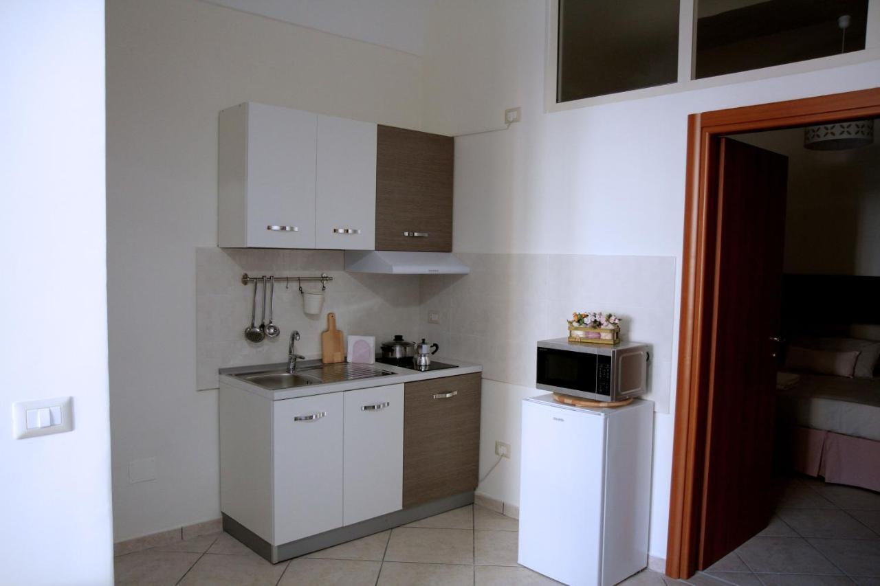 Giulia'S House Apartments Сант-Антонио-Абате Экстерьер фото